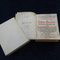 Gazophylacium Medico-Physicum, Oder Schatz-Kammer, Medicinisch- und Natürlicher Dinge, In welcher Alle Medicinische Kunst-Wörter, (2) inn- und äusserliche Kranckheiten?in einer richtigen lateinischen Alphabet-Ordnung auf das deutlichste erkläret, vorgestellet und mit einem nöthigen Register versehen werden. Die andere Auflage, aufs neue mit Fleiß übersehen, verbessert und vermehret.