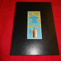 Pastario ovvero atlante delle paste alimentari italiane / Pastario or Atlas of Italian Pastas. Primo tentativo di catalogazione delle paste alimentari italiane,condotto sotto il patrocinio della Staatliche Hochschule für Bildende Künste Frankfurt am Main. With an essay by Peter Kubelka on the nature and meaning of pasta.