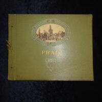 PRAG. Album mit 30 photographischen Tafeln eines anonymen Photographen, jeweils mit Bildlegende (dt., tsch., engl., franz.)